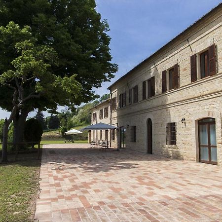 Locanda Di Montegiove Hotel Fano Exterior photo